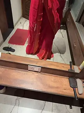 Snapshot of versatile_guy01 chatting on 10/10/25, 06:07 versatile guy01 online show from 10/10/25, 06:07