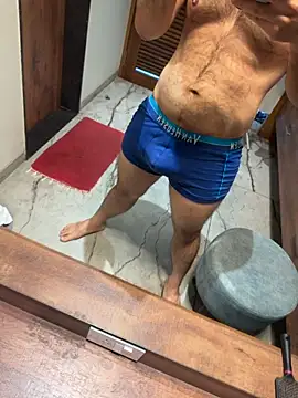 versatile guy01 online show from 08/06/26, 03:19