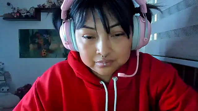 Shaddycute  online show from 03/13/26, 11:00