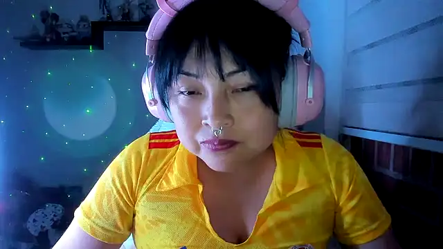 Shaddycute  online show from 06/24/26, 04:11