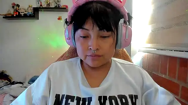Shaddycute  online show from 07/07/26, 03:27