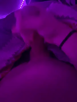 YourDaddy18769 online show from 12/15/24, 05:31