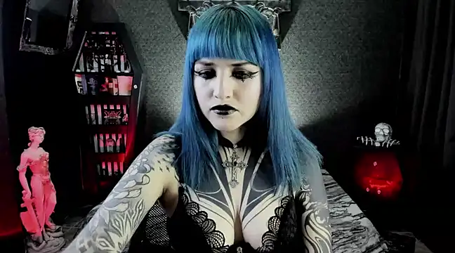 Snapshot of DimmuandDarkness chatting on 01/22/25, 01:00 DimmuandDarkness online show from 01/22/25, 01:00