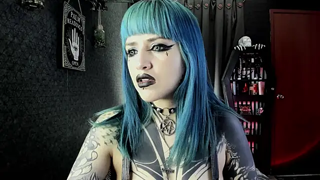 Snapshot of DimmuandDarkness chatting on 02/13/25, 03:56 DimmuandDarkness online show from 02/13/25, 03:56