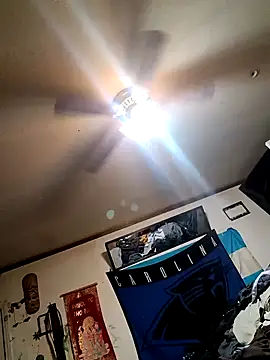 Snapshot of gettinit2wice chatting on 01/03/25, 11:46 gettinit2wice online show from 01/03/25, 11:46