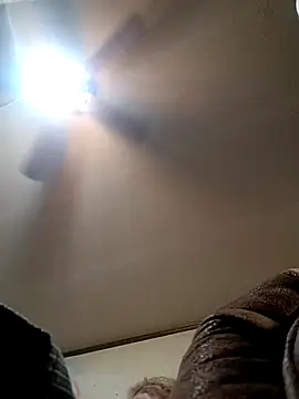 Snapshot of gettinit2wice chatting on 01/18/25, 09:13 gettinit2wice online show from 01/18/25, 09:13