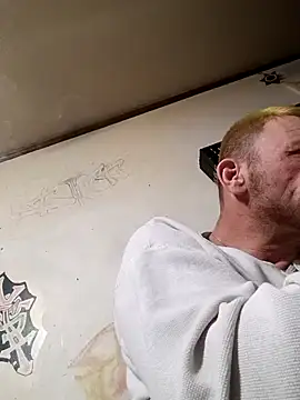 Snapshot of gettinit2wice chatting on 01/19/25, 02:17 gettinit2wice online show from 01/19/25, 02:17