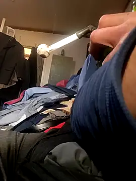 Snapshot of gettinit2wice chatting on 01/30/25, 05:17 gettinit2wice online show from 01/30/25, 05:17