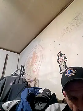 Snapshot of gettinit2wice chatting on 02/08/25, 05:40 gettinit2wice online show from 02/08/25, 05:40