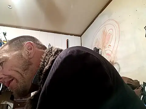 Snapshot of gettinit2wice chatting on 02/16/25, 10:54 gettinit2wice online show from 02/16/25, 10:54