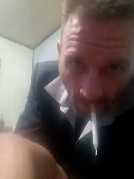 Snapshot of gettinit2wice chatting on 03/20/25, 12:00 gettinit2wice online show from 03/20/25, 12:00