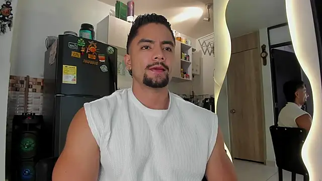 Snapshot of Jaxxon_ chatting on 03/20/25, 03:47 Jaxxon online show from 03/20/25, 03:47
