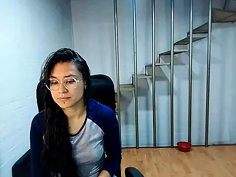 Snapshot of Jessie_Desire chatting on 02/24/25, 12:52 Jessie Desire online show from 02/24/25, 12:52