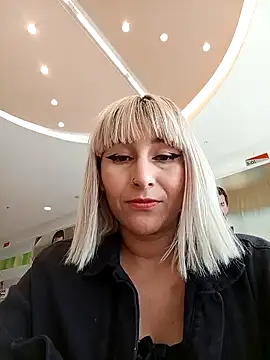 Snapshot of florecita9 chatting on 12/23/24, 09:08 florecita9 online show from 12/23/24, 09:08