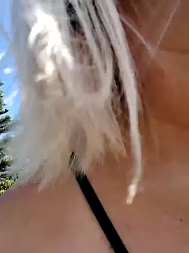 Snapshot of florecita9 chatting on 02/06/25, 02:26 florecita9 online show from 02/06/25, 02:26