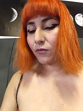 Snapshot of florecita9 chatting on 10/24/25, 05:20 florecita9 online show from 10/24/25, 05:20