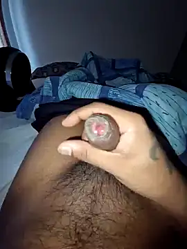 indianhunk2000 online show from 12/28/24, 04:41