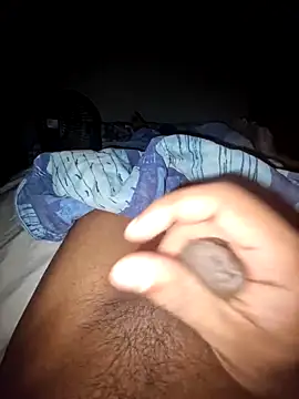 indianhunk2000 online show from 01/01/25, 09:52