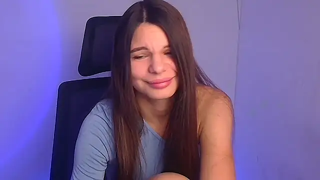 Snapshot of Hanna_Way chatting on 01/02/25, 10:05 Hanna Way online show from 01/02/25, 10:05