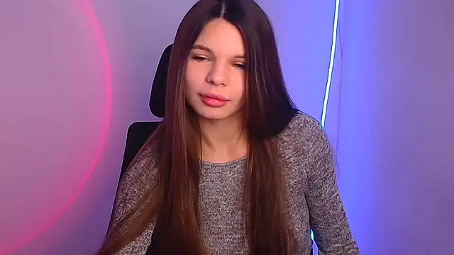 Snapshot of Hanna_Way chatting on 01/13/25, 09:41 Hanna Way online show from 01/13/25, 09:41