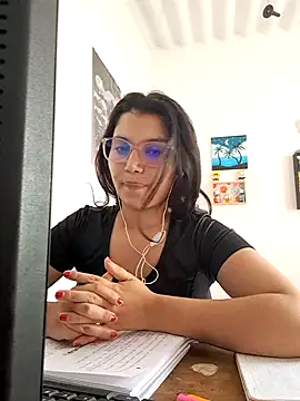 HannaKlein online show from 02/05/25, 07:53