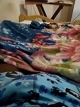 Snapshot of Pua009 chatting on 09/17/25, 01:13 Pua009 online show from 09/17/25, 01:13