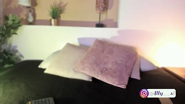 Ally addams online show from 10/10/25, 04:11