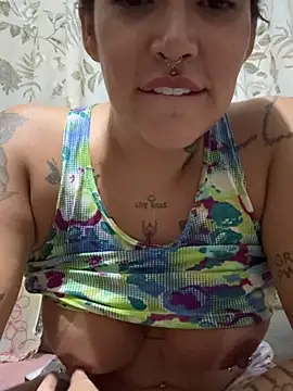 exquentadamay online show from 04/12/26, 09:42