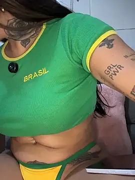 exquentadamay online show from 04/15/26, 09:26