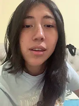 sarah12333 online show from 05/11/26, 07:44