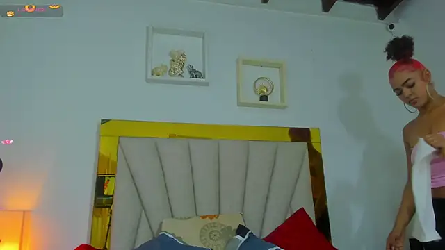 vahiolet fuentes online show from 12/21/24, 03:03