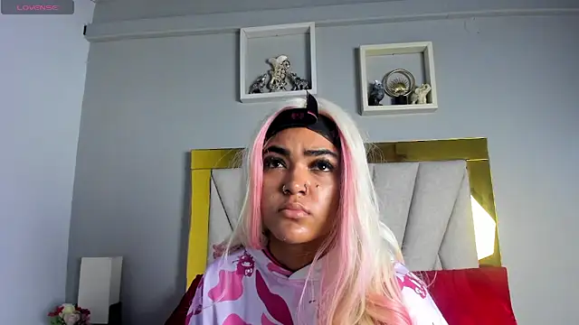 vahiolet fuentes online show from 05/07/26, 03:01