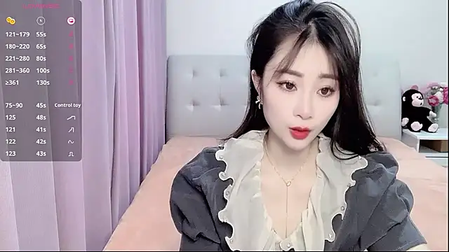 aisha123123 online show from 02/07/25, 01:47