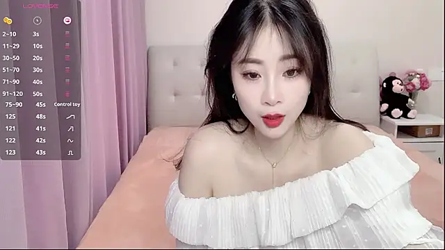 aisha123123 online show from 02/08/25, 02:15