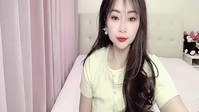 aisha123123 online show from 03/11/25, 01:48