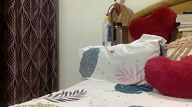 Snapshot of SubmissiveJyotika chatting on 02/13/25, 06:05 SubmissiveJyotika online show from 02/13/25, 06:05