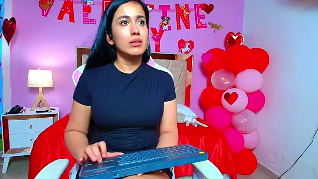 Miia harper  online show from 02/06/25, 05:51