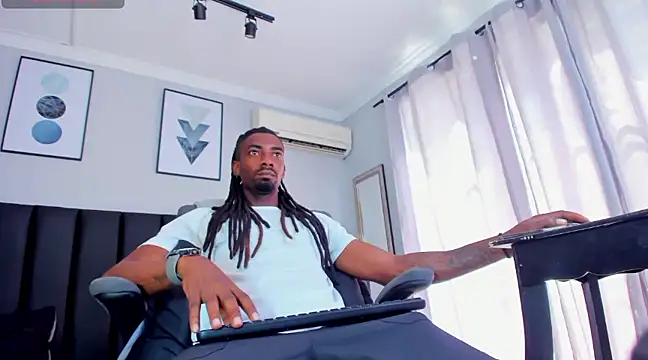 Malkon Big online show from 02/02/25, 05:04