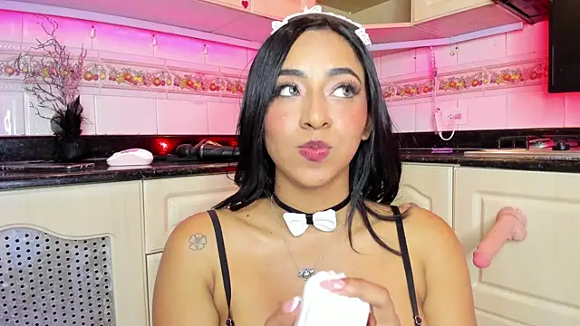 Snapshot of MavyStar chatting on 12/12/24, 06:10 MavyStar online show from 12/12/24, 06:10