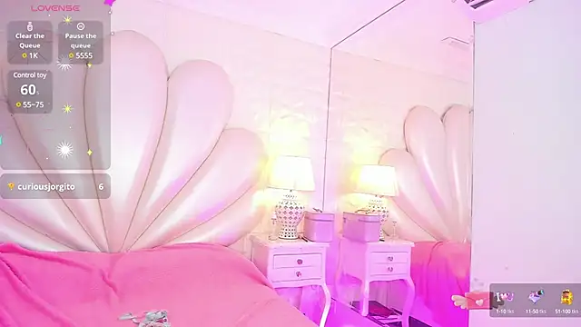 Snapshot of MavyStar chatting on 01/05/25, 06:56 MavyStar online show from 01/05/25, 06:56