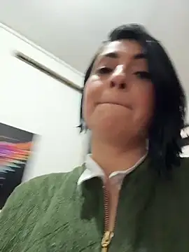 karenlennox1 online show from 12/21/25, 09:55