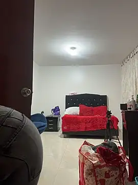 karenlennox1 online show from 02/14/26, 08:27