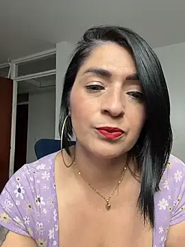 karenlennox1 online show from 02/19/26, 12:39