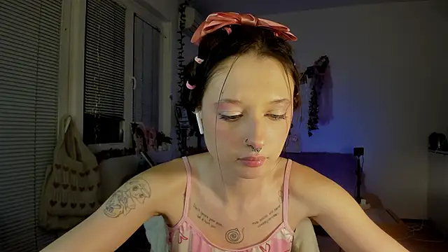 Jenny darling love online show from 01/01/25, 11:51