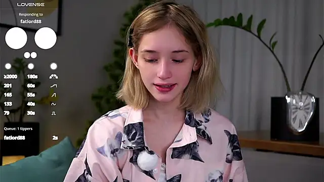 EdlinHargus online show from 01/25/25, 01:43