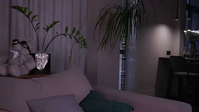 EdlinHargus online show from 09/09/25, 01:49