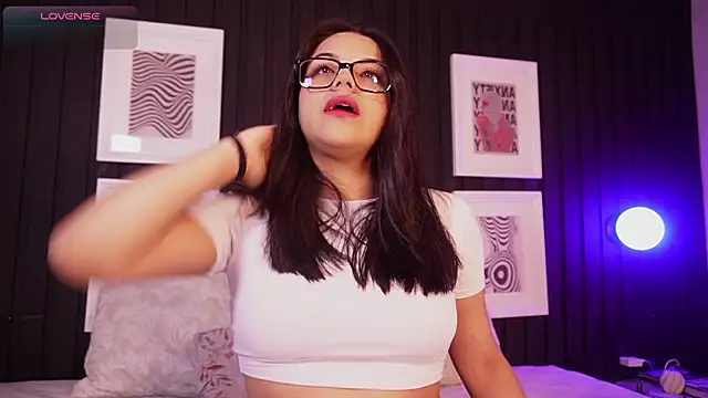 Sophia wilsonn  online show from 03/18/26, 10:40