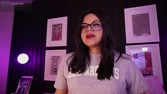 Sophia wilsonn  online show from 03/24/26, 10:42