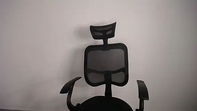 present the magic online show from 02/07/25, 08:53