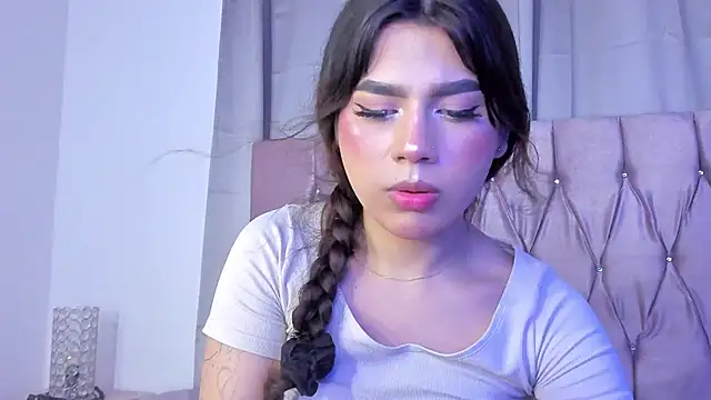 Ashley piinkk  online show from 03/21/25, 05:43